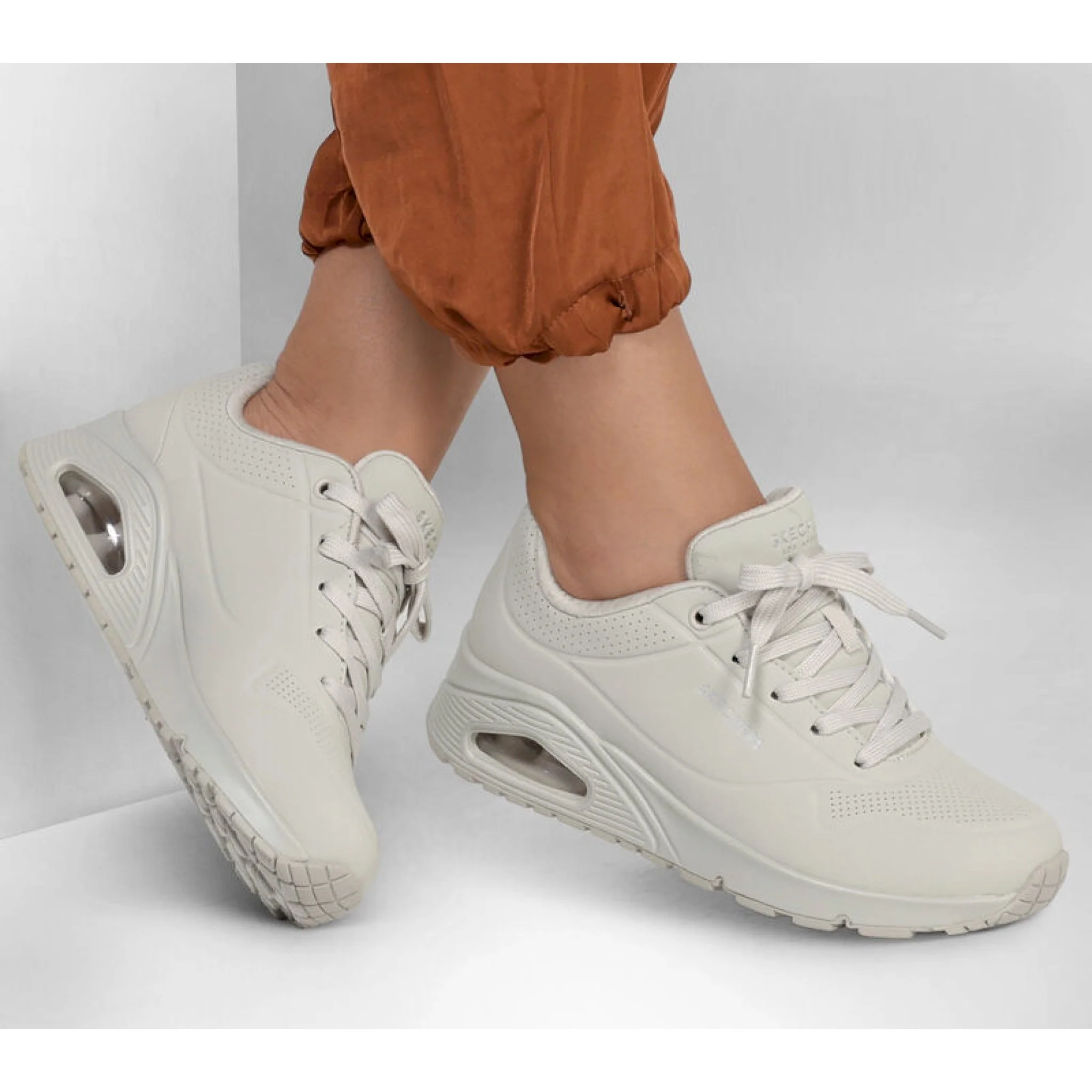 Uno - stand on air - immagine 5