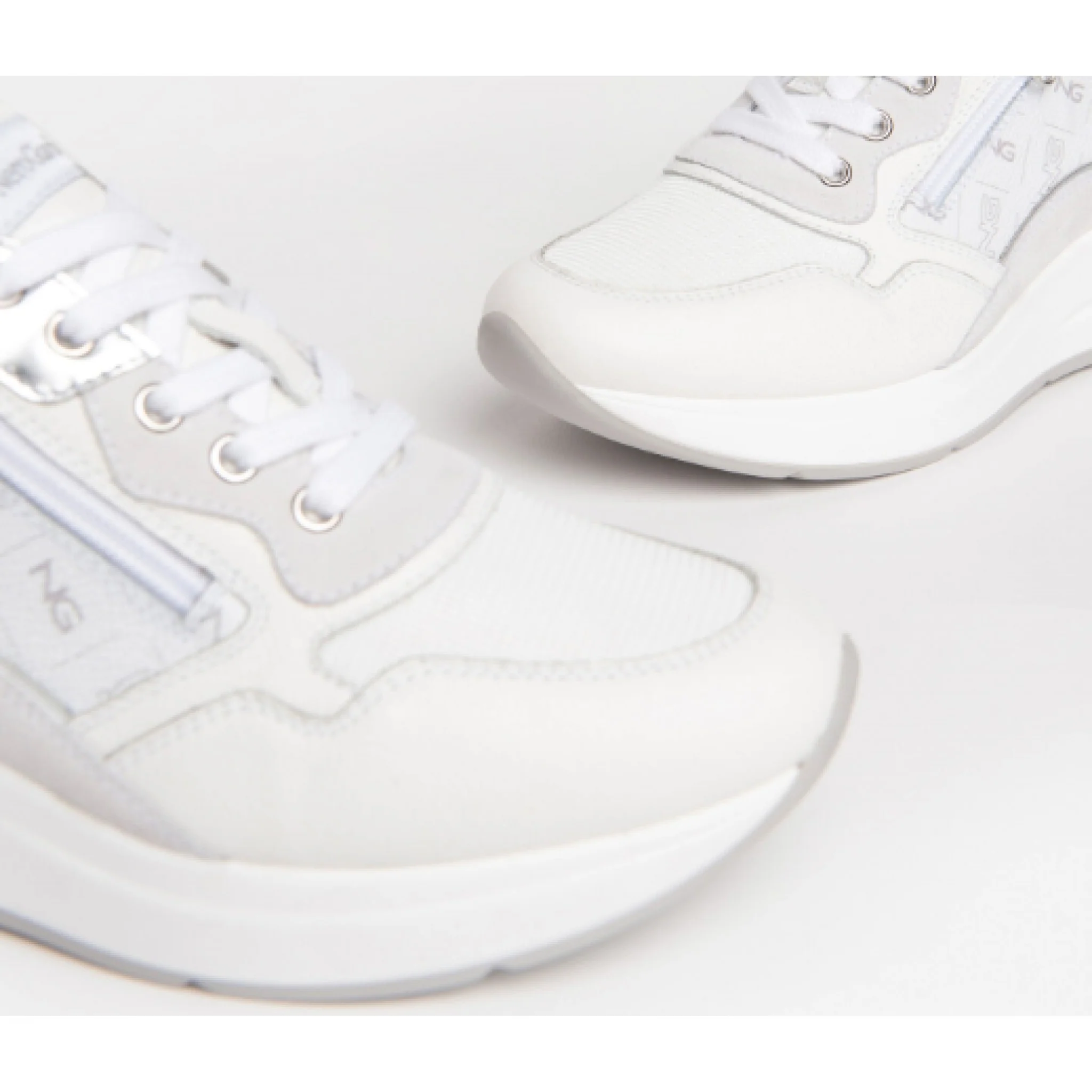 Sneakers donna in pelle e camoscio - immagine 7