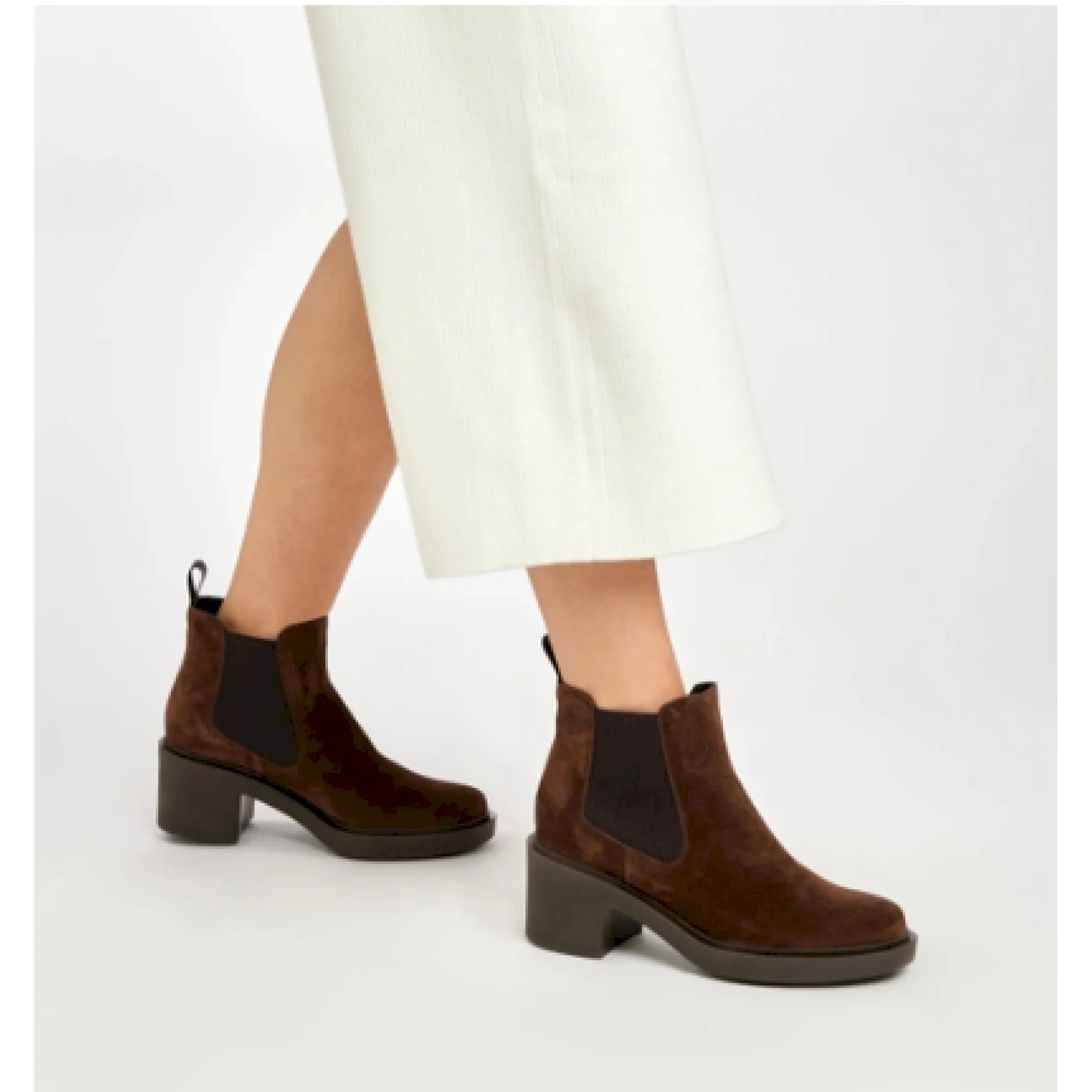 Frau beatles in pelle scamosciata con tacco comodo - immagine 7