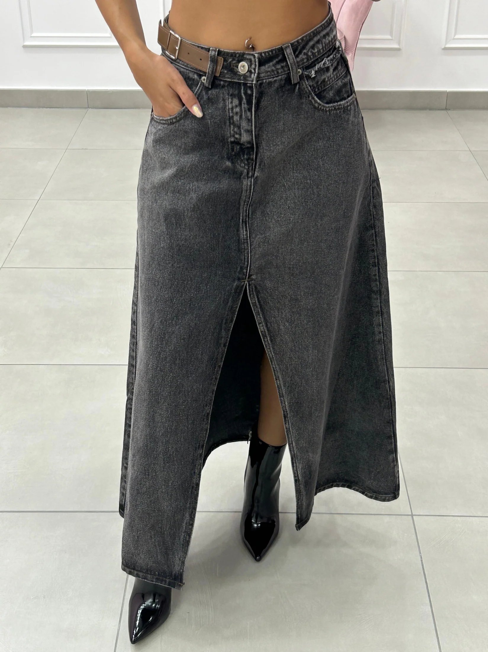 GONNA LUNGA DENIM CON SPACCO AUTUMN COLLECTION - immagine 9