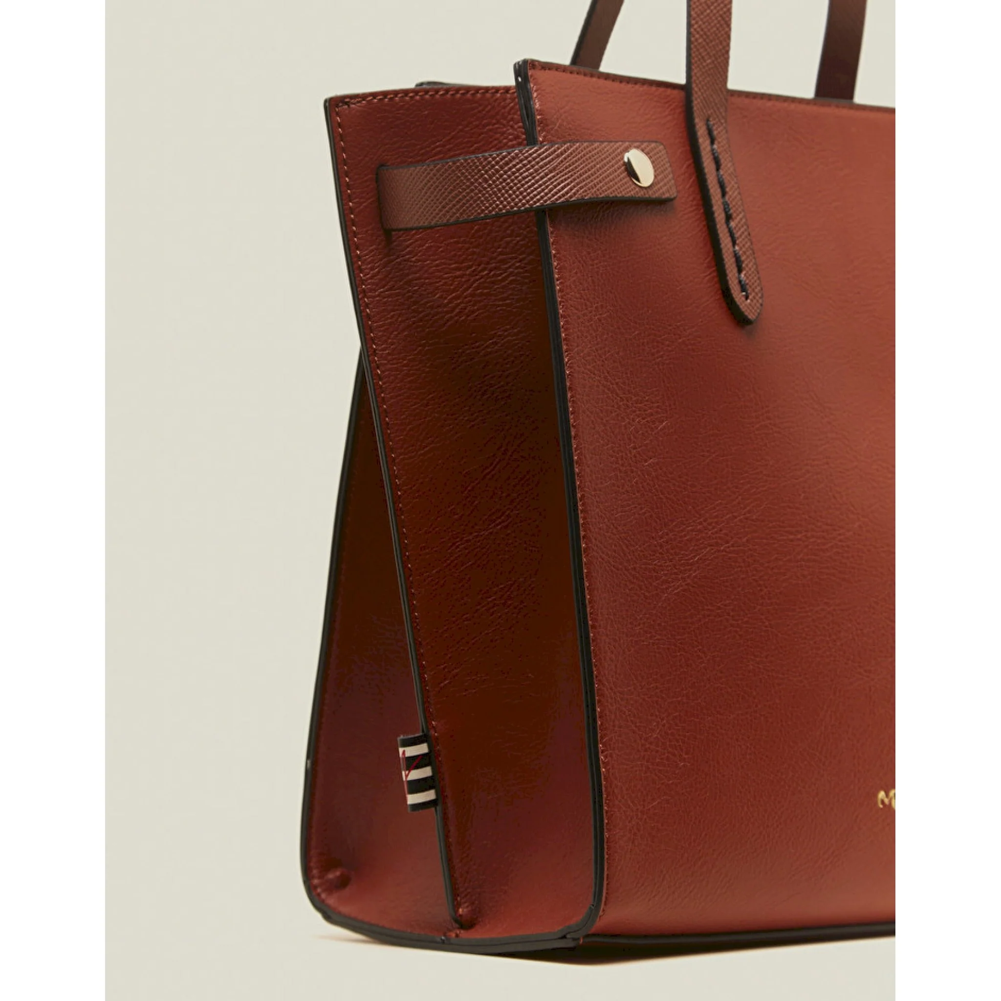 Manila grace feliss small - immagine 5