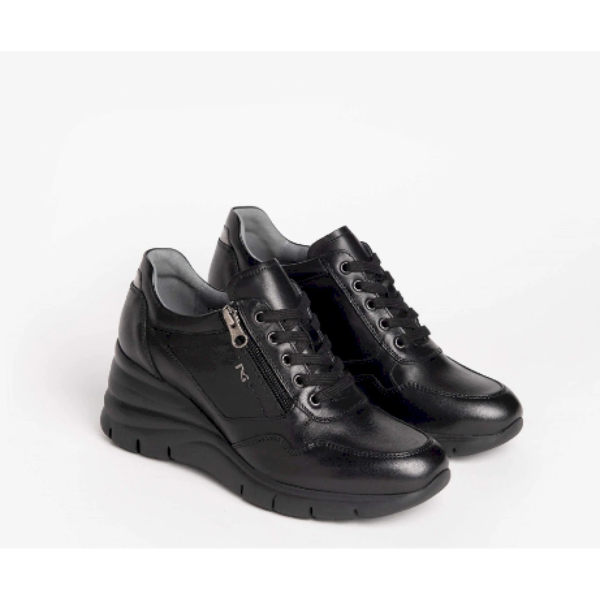 Sneaker donna in pelle - immagine 3