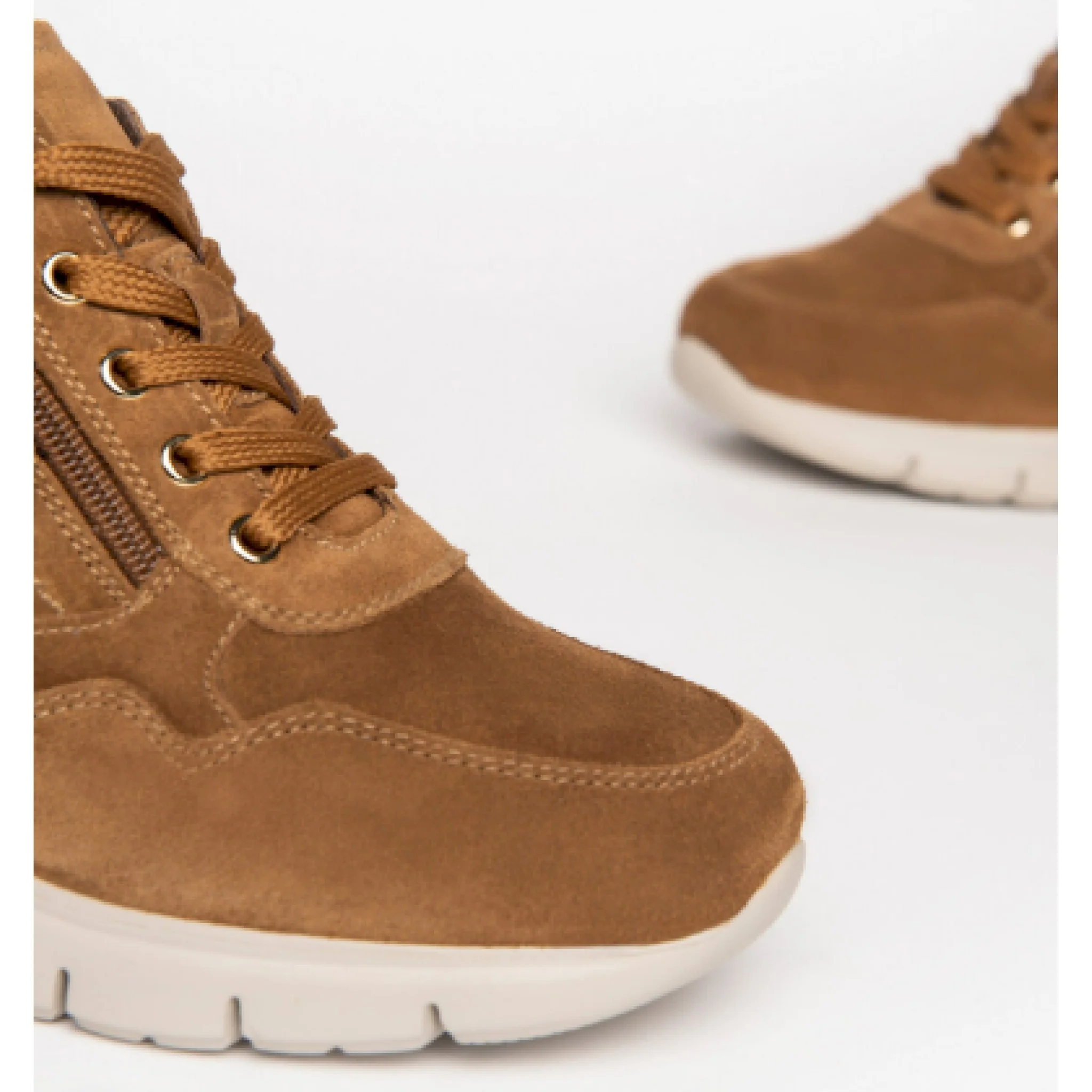 Sneaker donna in pelle - immagine 4