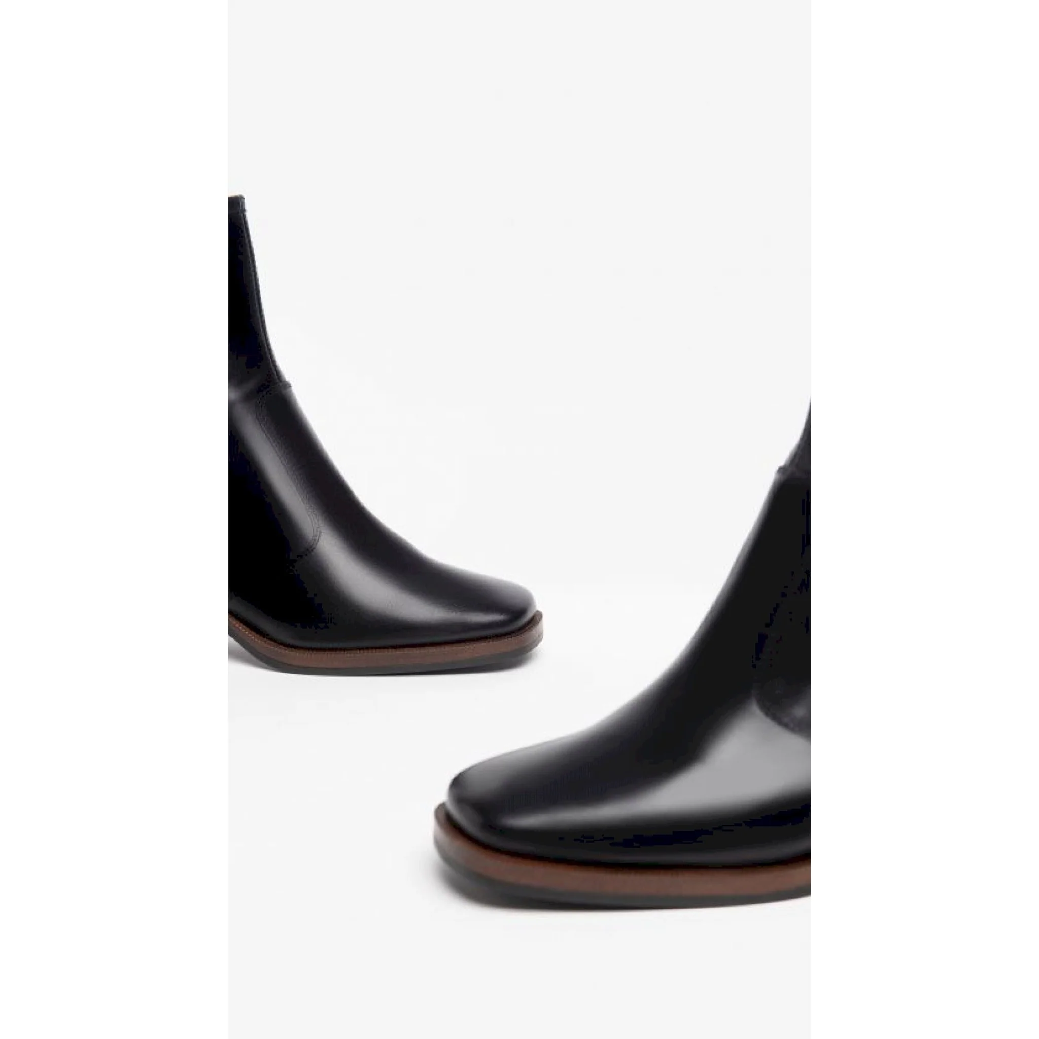 Tronchetti donna in pelle - immagine 4