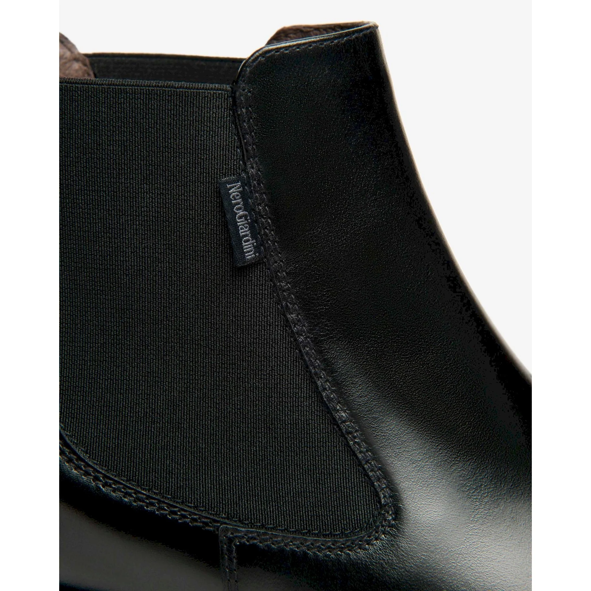 Stivaletti chelsea donna in pelle - immagine 4