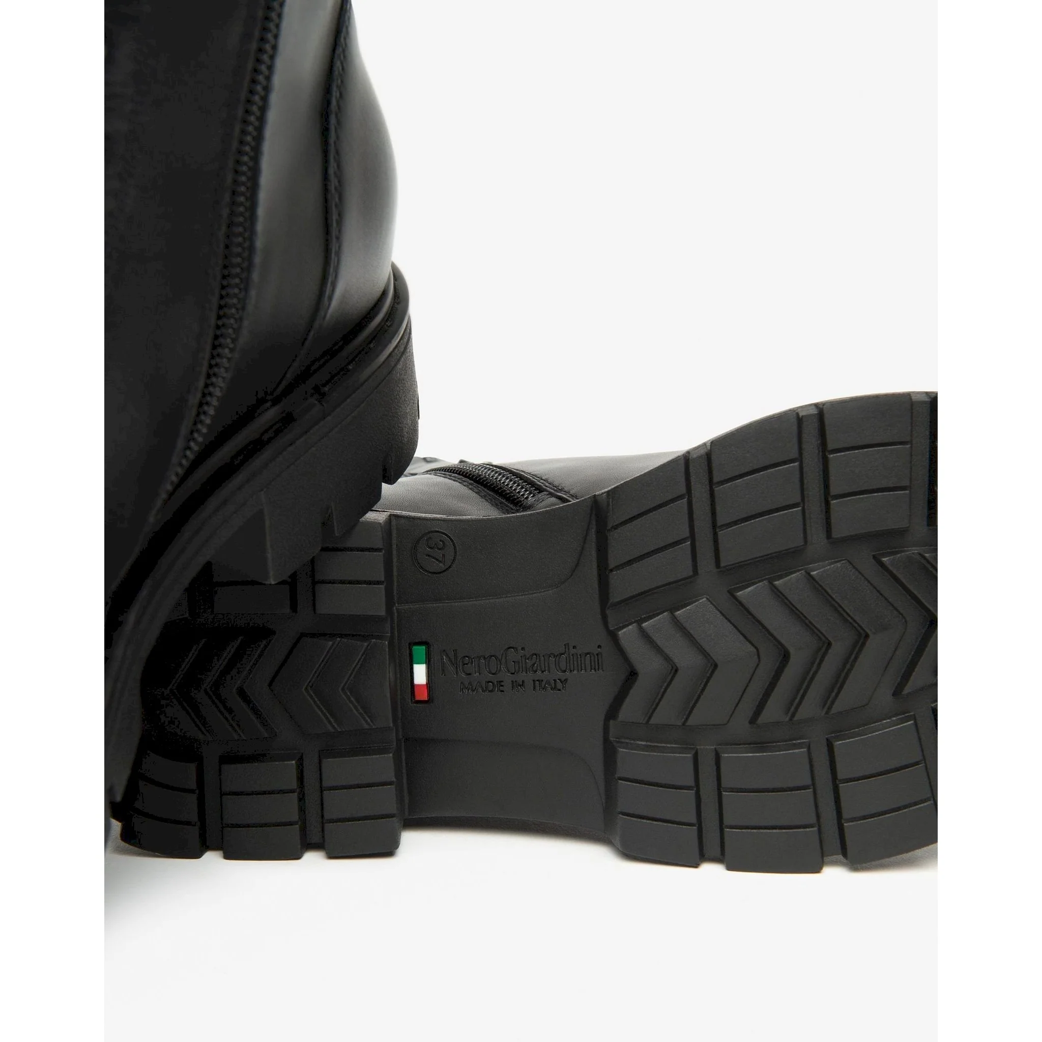 Anfibi donna in pelle - immagine 5